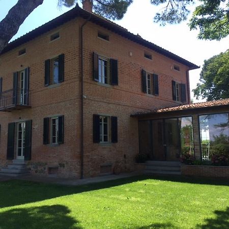 Relais Montemaggiore Bettolle Bagian luar foto