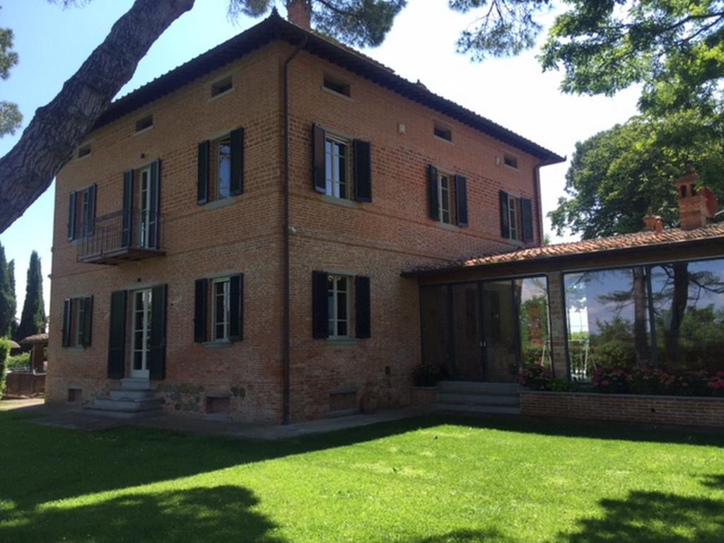 Relais Montemaggiore Bettolle Bagian luar foto