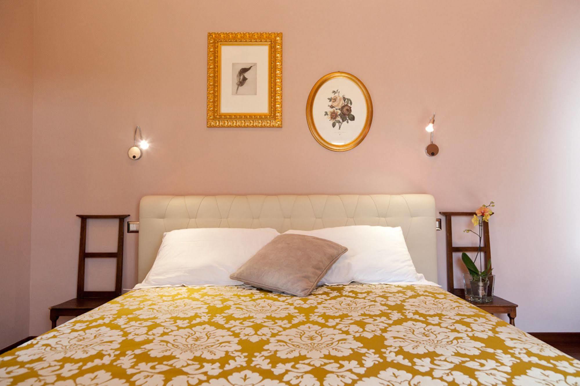 Relais Montemaggiore Bettolle Bagian luar foto