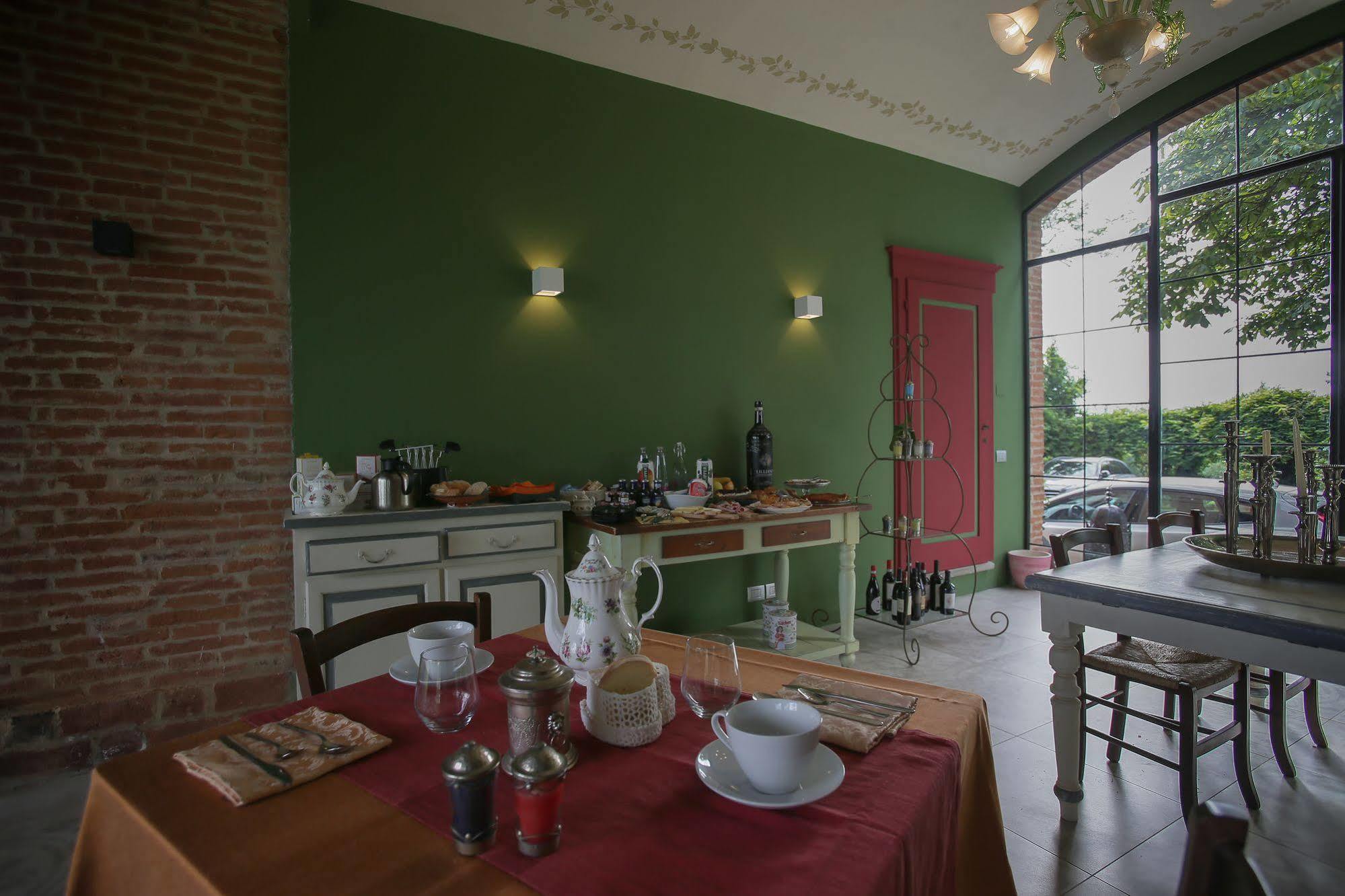 Relais Montemaggiore Bettolle Bagian luar foto