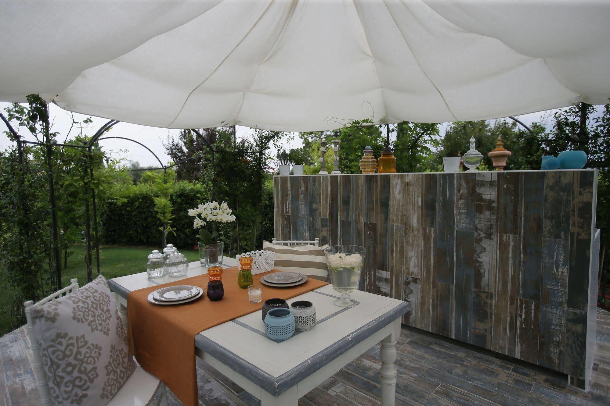 Relais Montemaggiore Bettolle Bagian luar foto