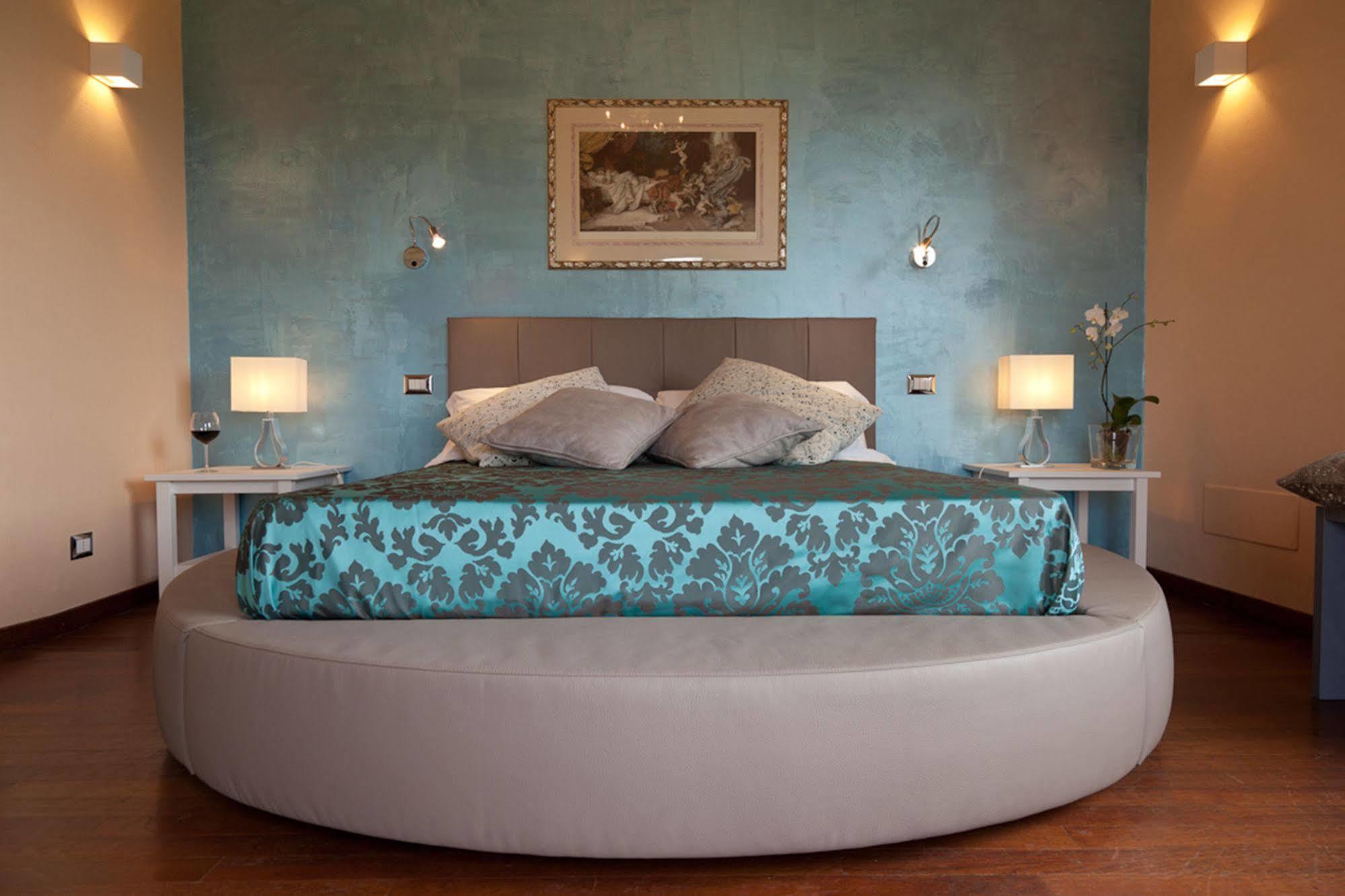 Relais Montemaggiore Bettolle Bagian luar foto